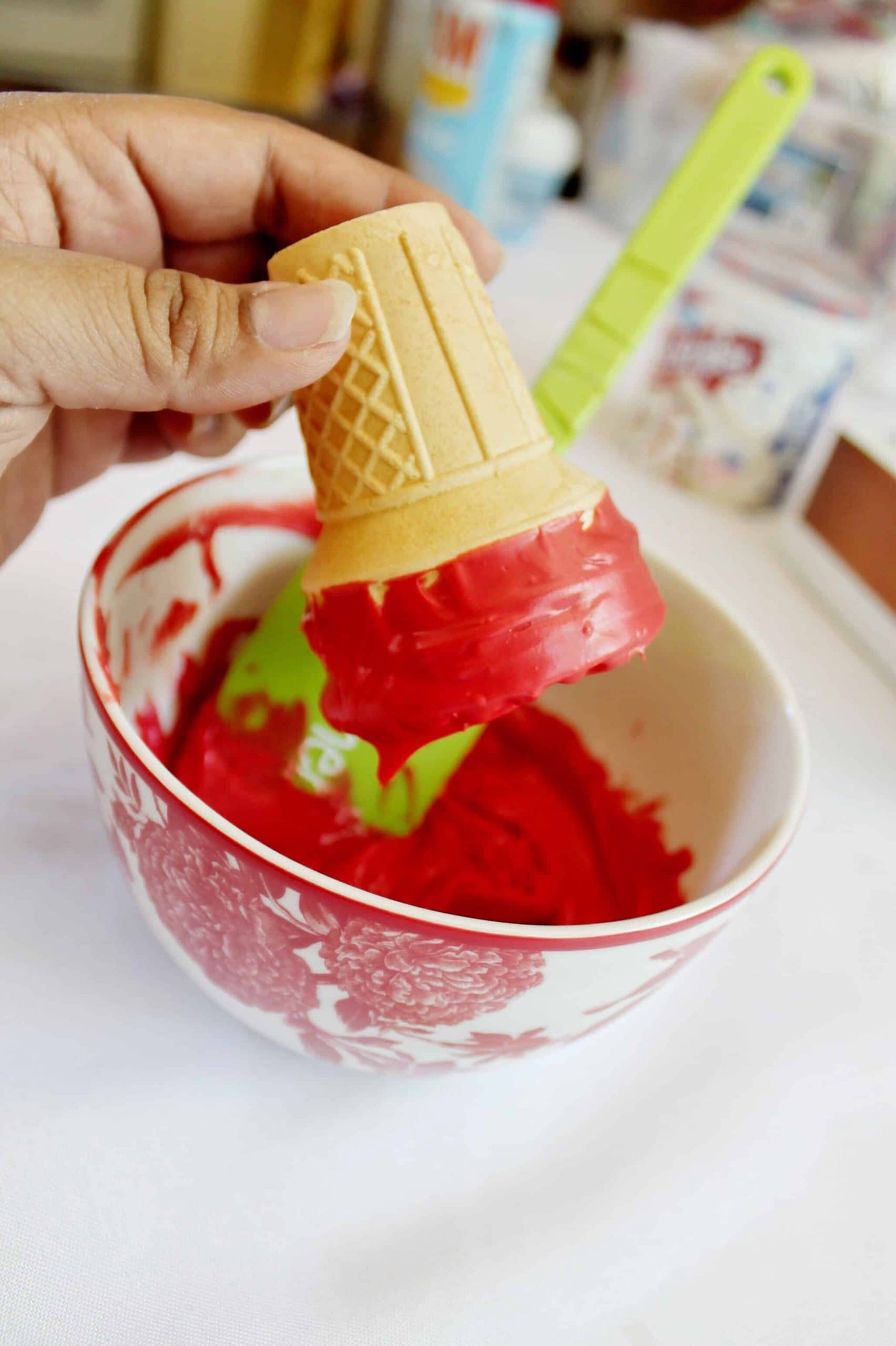 4th-of-july-ice-cream-cones