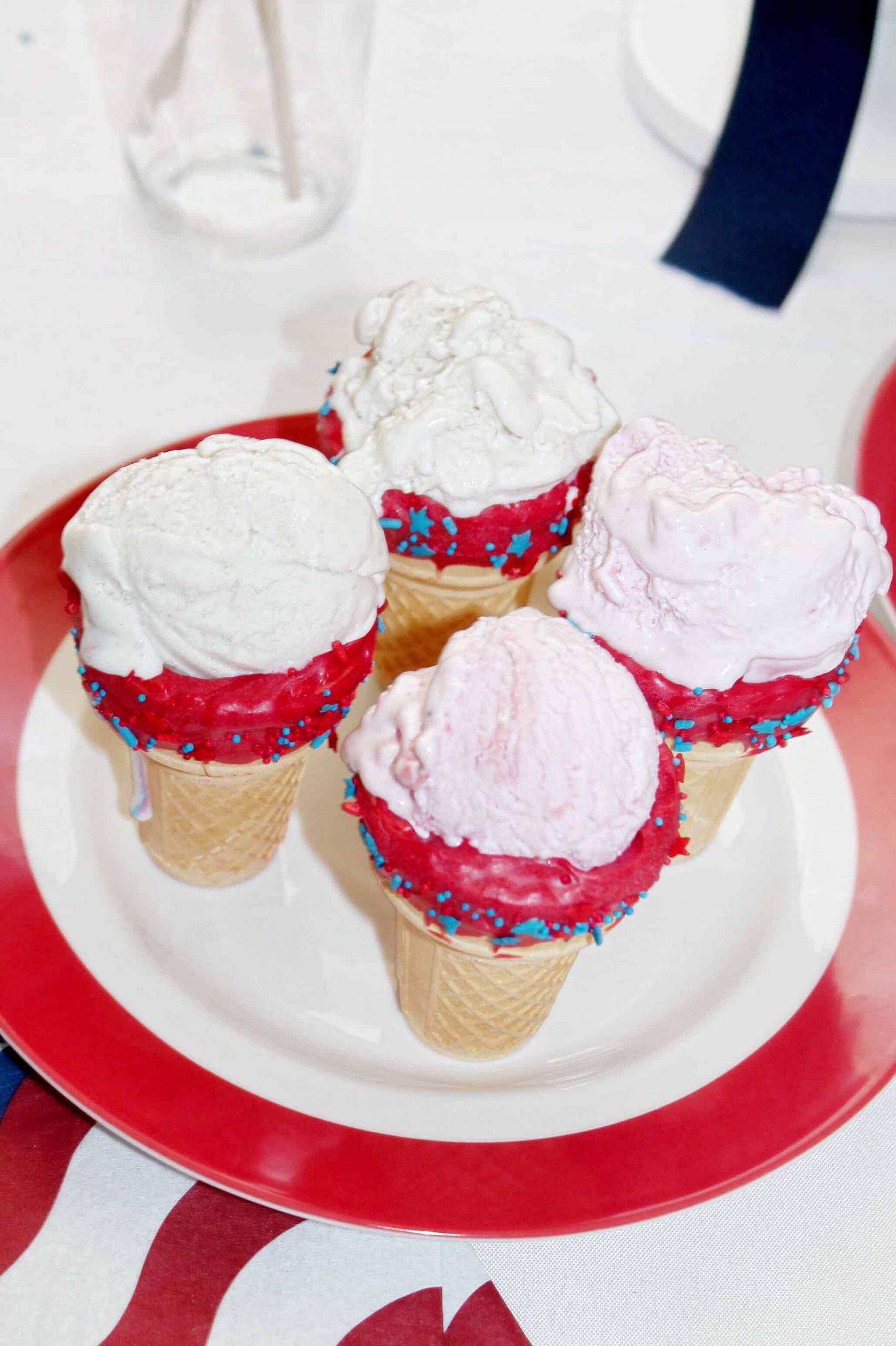 4th-of-july-ice-cream-cones