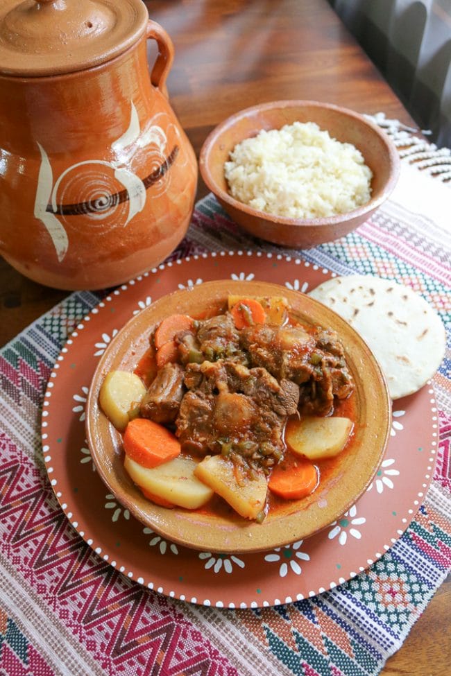 Guisado Rabo de Res - Receta Guatemalteca - Jenny The Voice